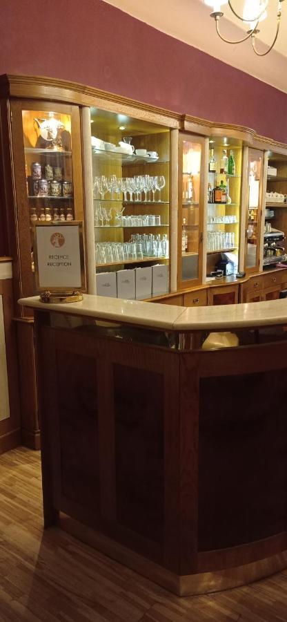 Hotel U Zlateho Jelena Prague Ngoại thất bức ảnh
