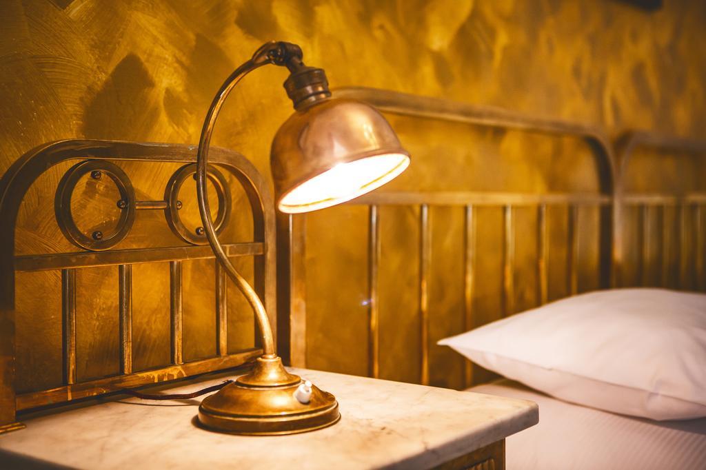 Hotel U Zlateho Jelena Prague Ngoại thất bức ảnh